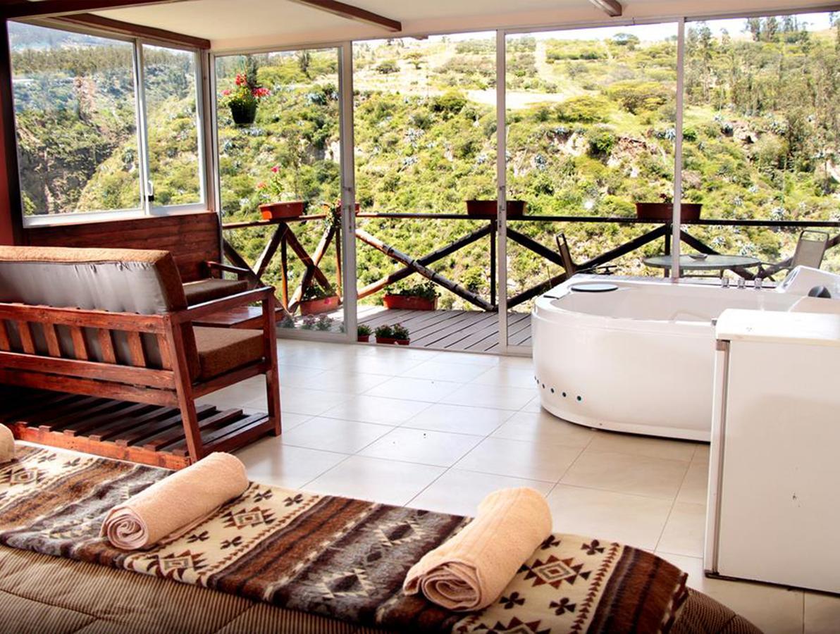 Nayon Xtreme Valley Hotel Quito Ngoại thất bức ảnh